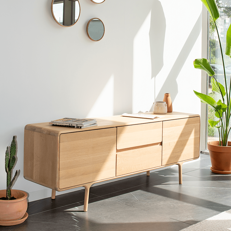 GAZZDA FAWN SIDEBOARD OAK 180 - DYKE & DEAN