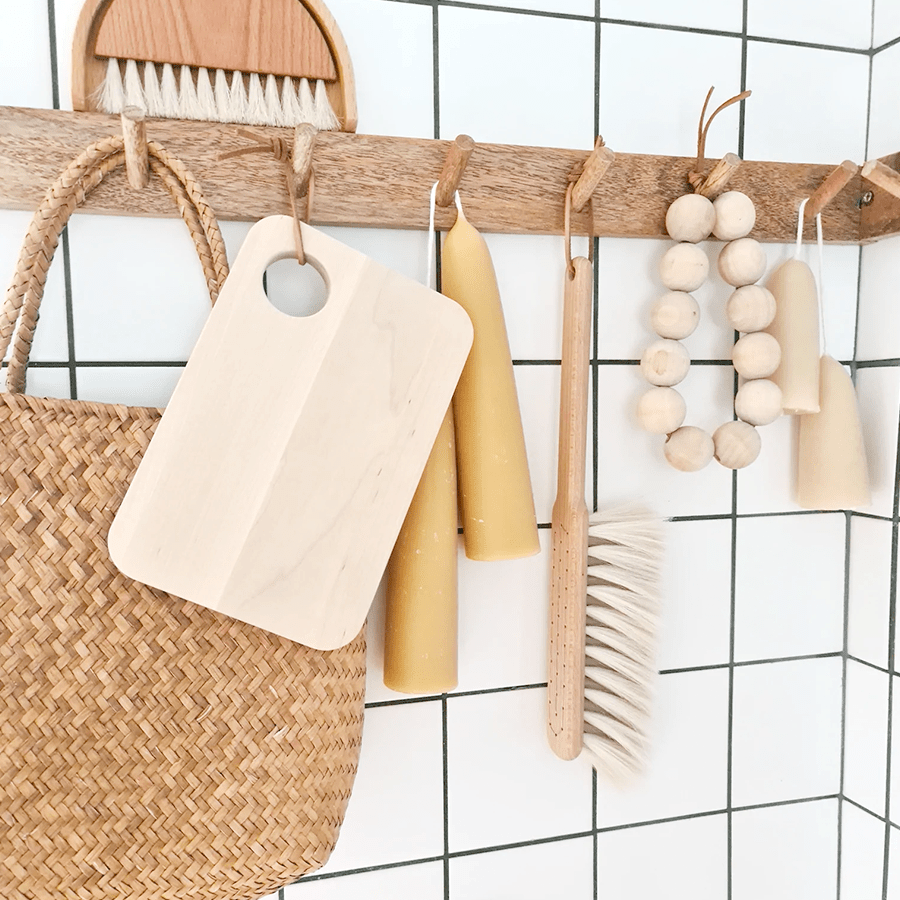 TABLE BRUSH AND PAN - DYKE & DEAN