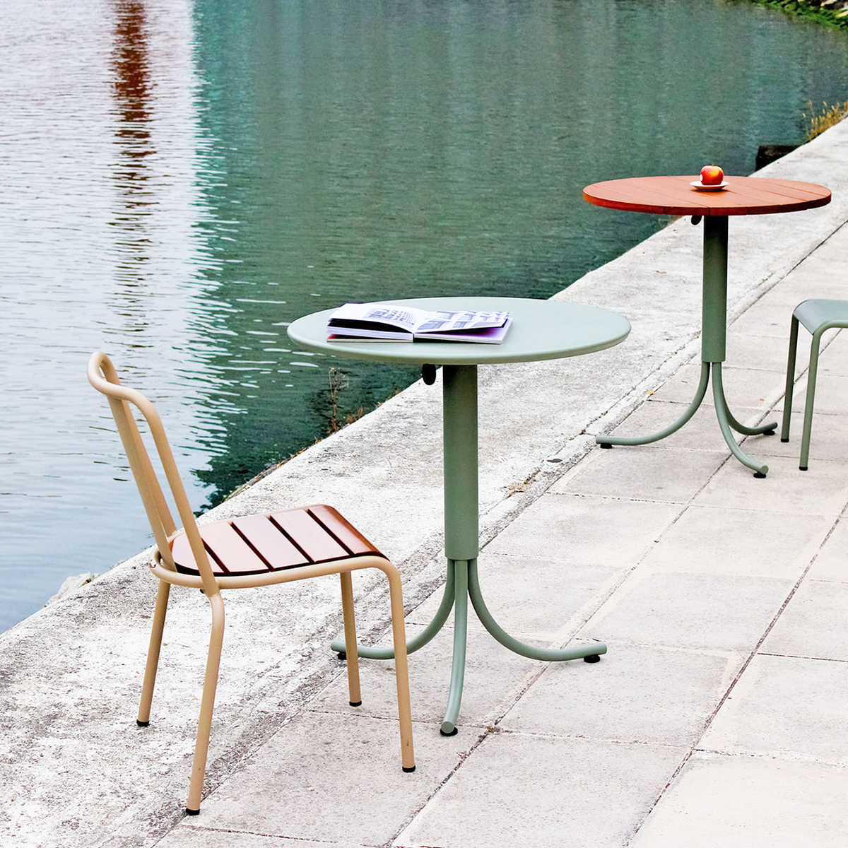 ADICO MAR FOLDING HIGH TABLE 70 STEEL