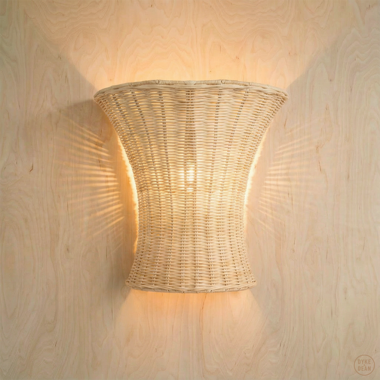 RATTAN WALL LAMP FAN
