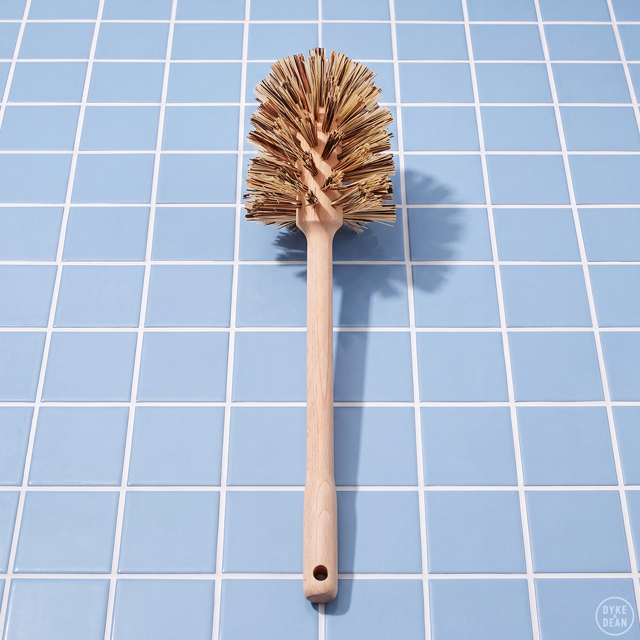 LARGE WOODEN FIBRE TOILET BRUSH