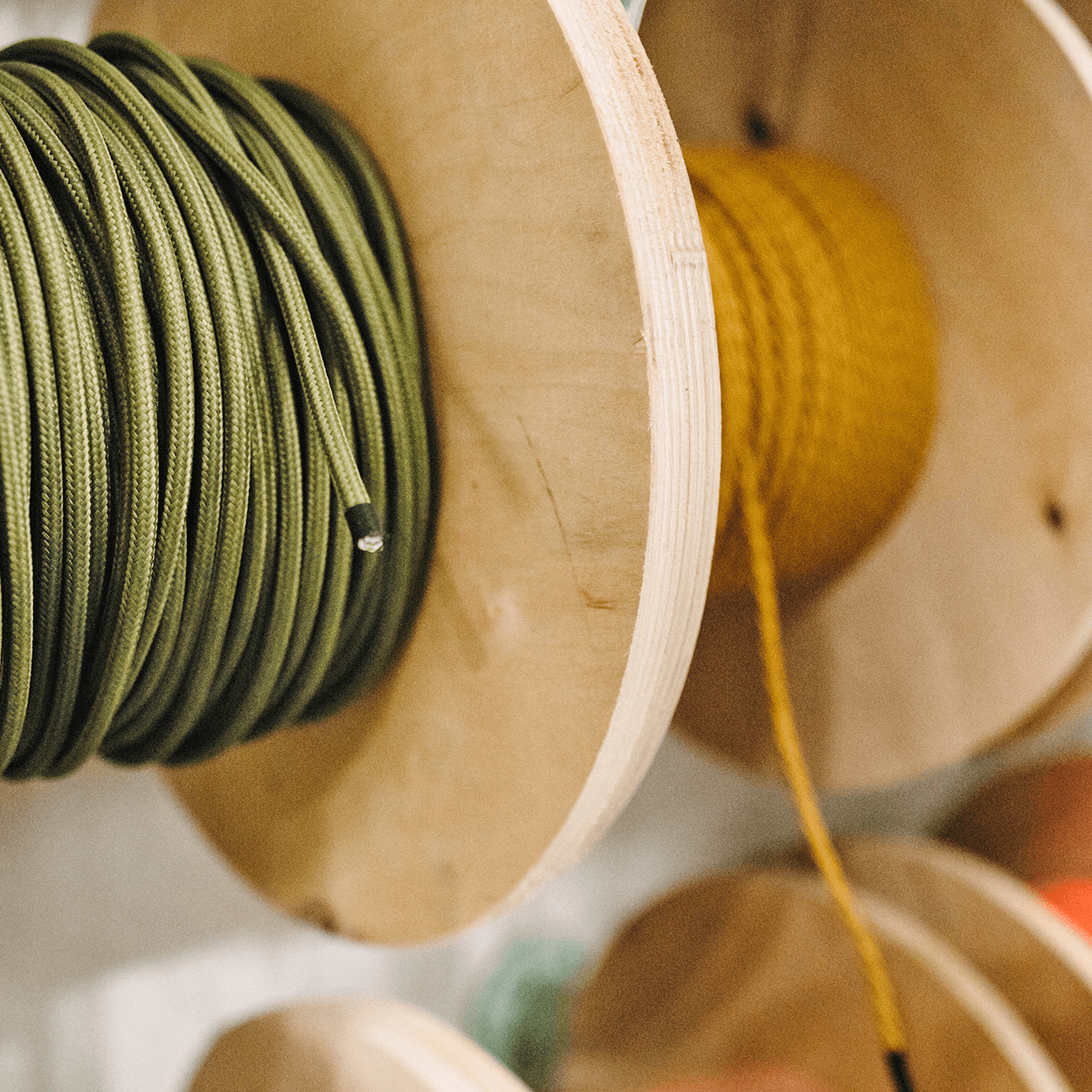 APPLE GREEN FABRIC CABLE - DYKE & DEAN