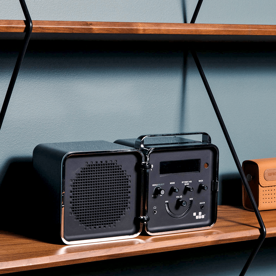 BRIONVEGA RED RADIO CUBO OUTLET - DYKE & DEAN