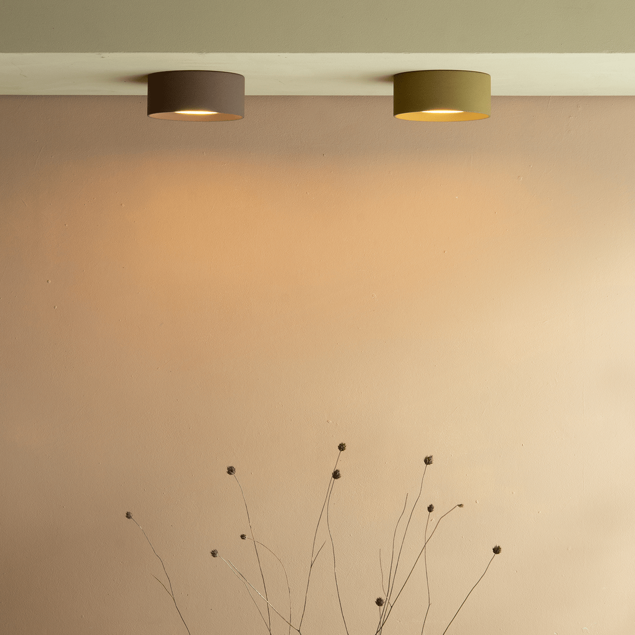 CONCRETE PUCK SPOT LIGHT - DYKE & DEAN