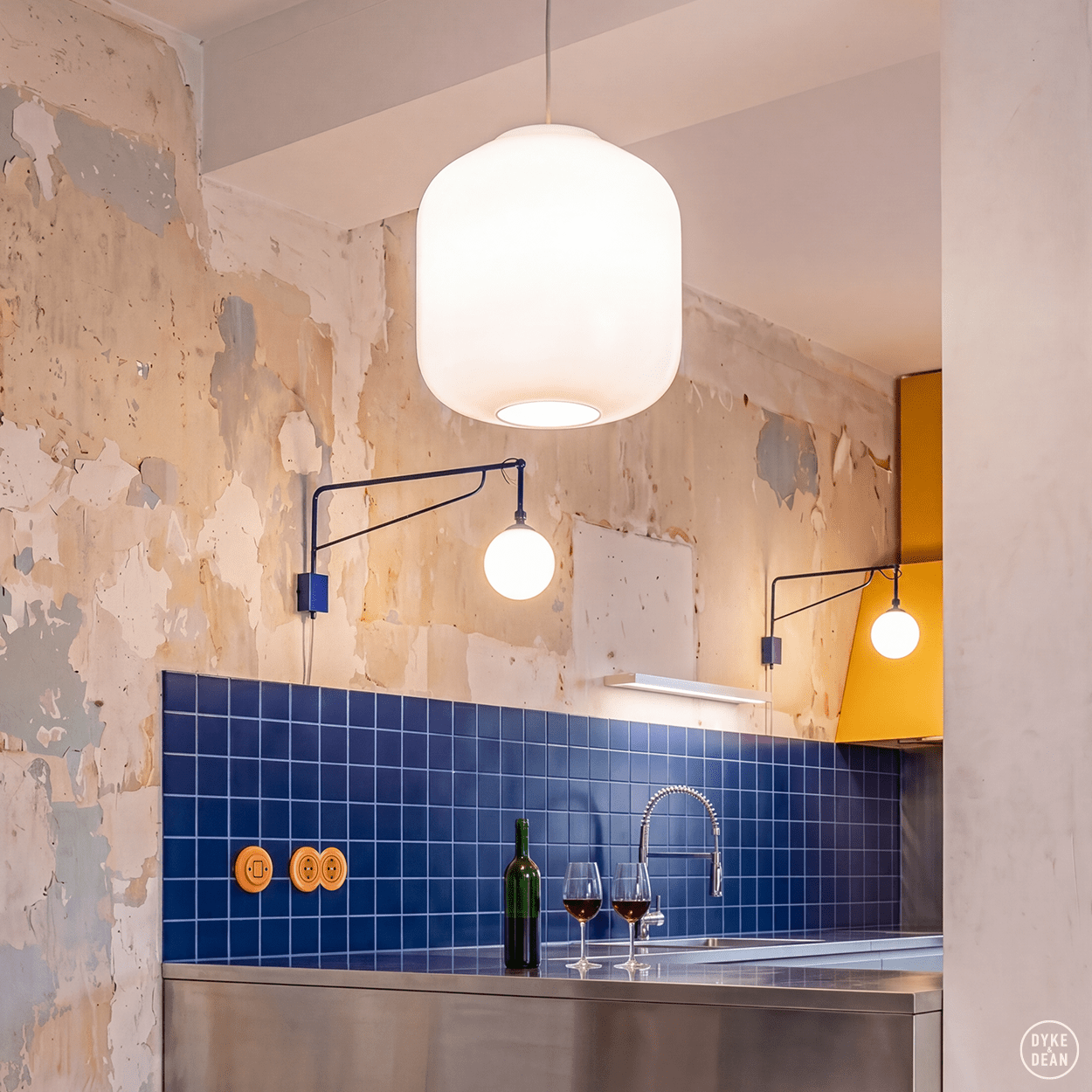 FLASK TERRACOTTA GLASS PENDANT LIGHT XL - DYKE & DEAN