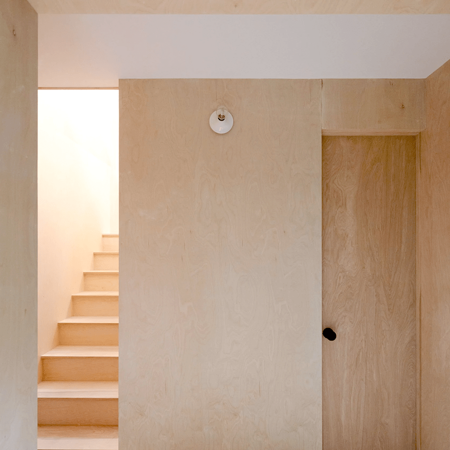 LARGE FUNNEL LAMP WHITE - DYKE & DEAN