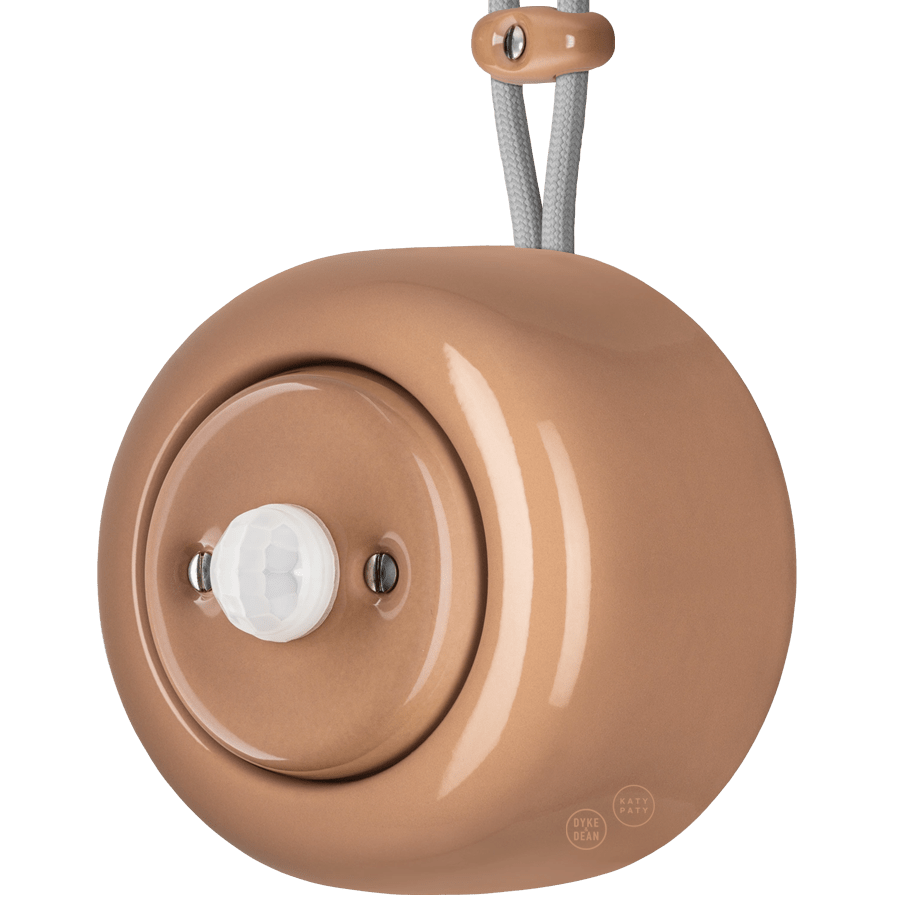 PORCELAIN ROUND SURFACE MOUNTED MOTION SENSOR DERMA - DYKE & DEAN