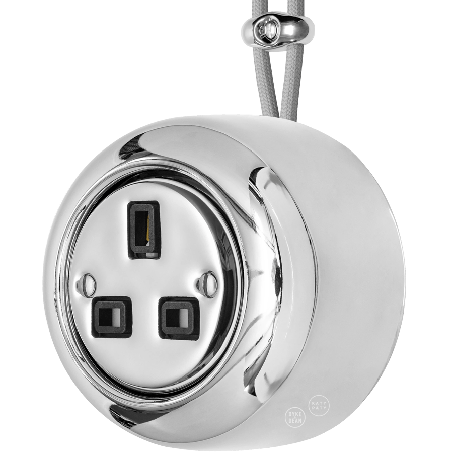 PORCELAIN ROUND SURFACE MOUNTED UK SOCKET CHROME - DYKE & DEAN