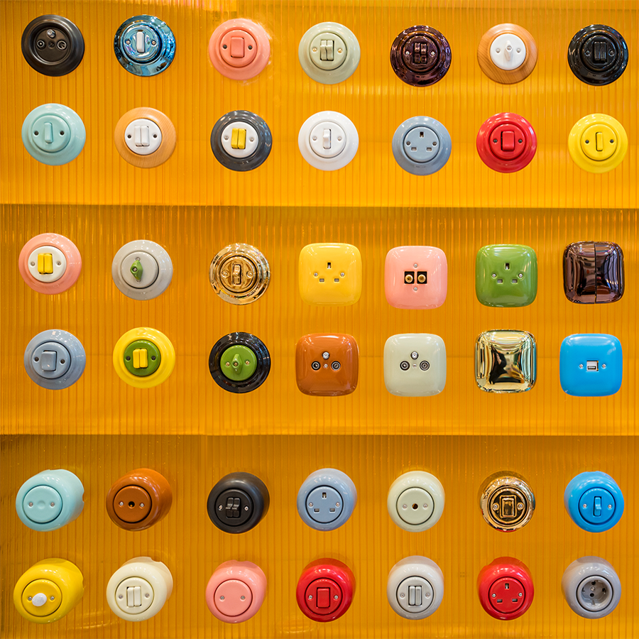 PORCELAIN WALL LIGHT SWITCH CARROT TOGGLE - DYKE & DEAN