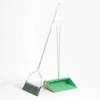 SMILEY DUST BROOM SET LONG HANDLE BROWN - DYKE & DEAN