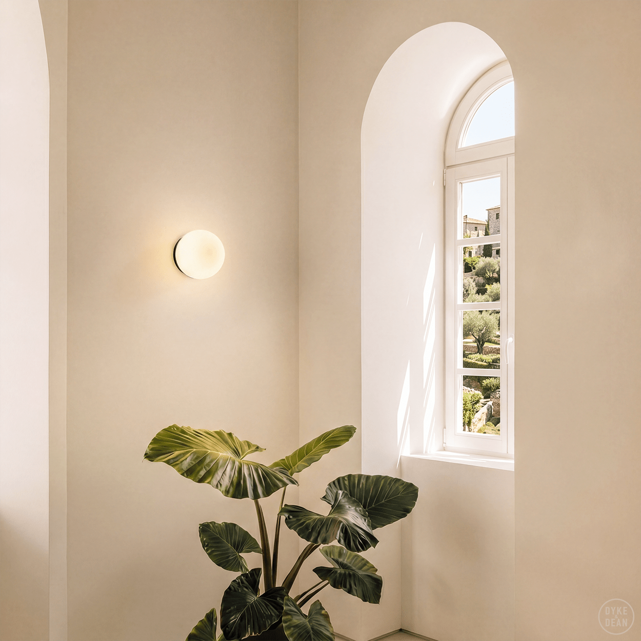 SPHERE LAMP BRASS BASE 200mm - DYKE & DEAN