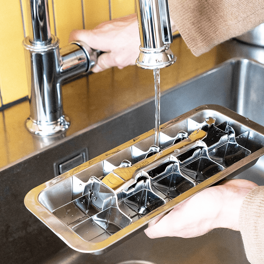 STAINLESS STEEL ICE CUBE TRAY - DYKE & DEAN