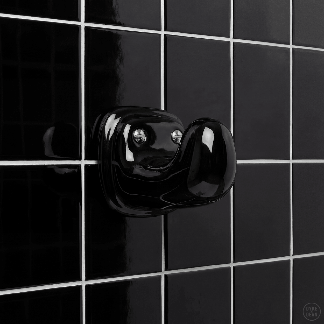 TRADITIONAL PORCELAIN WALL HOOK BLACK - DYKE & DEAN