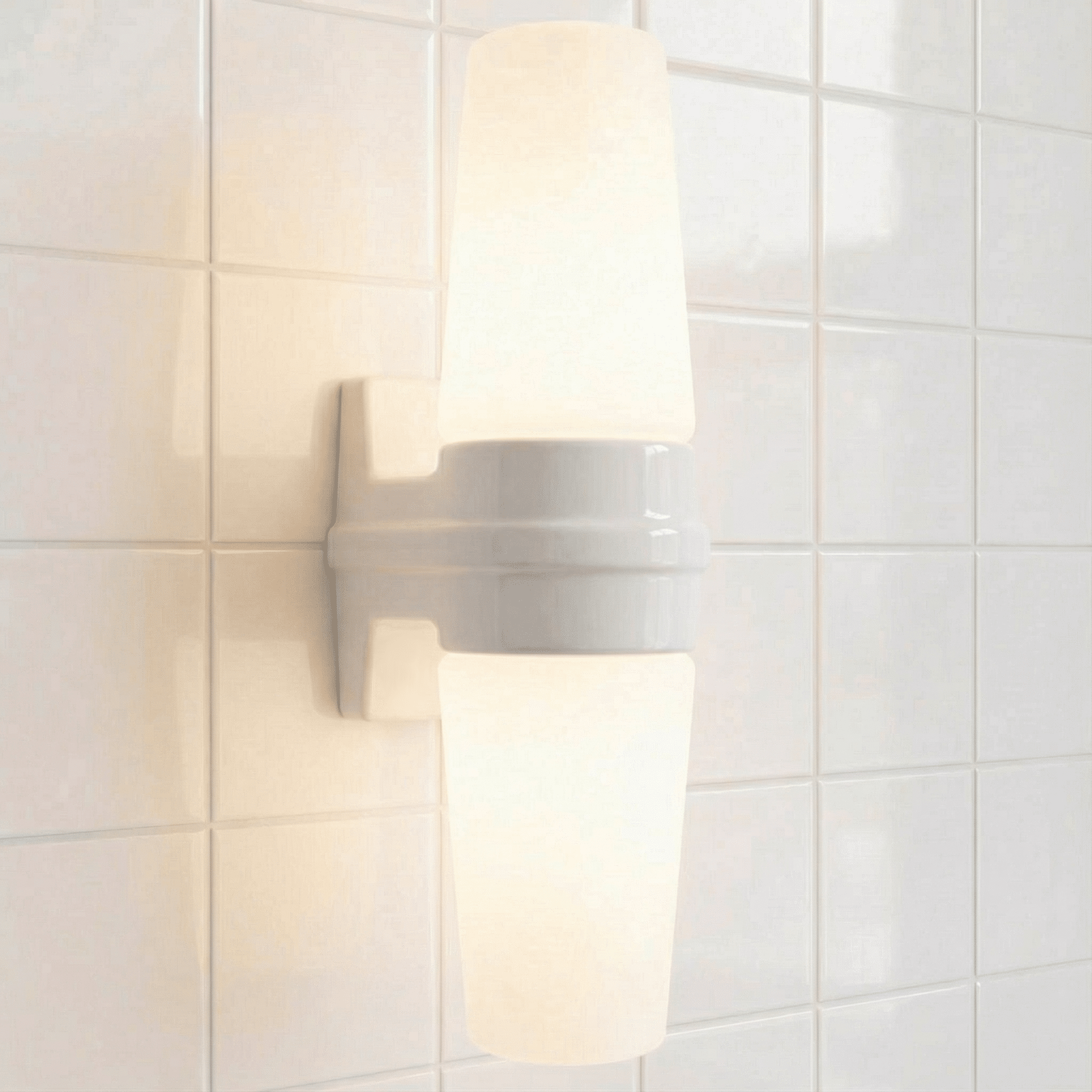 WHITE DOUBLE PORCELAIN WATERPROOF WALL MOUNTED LIGHT - DYKE & DEAN
