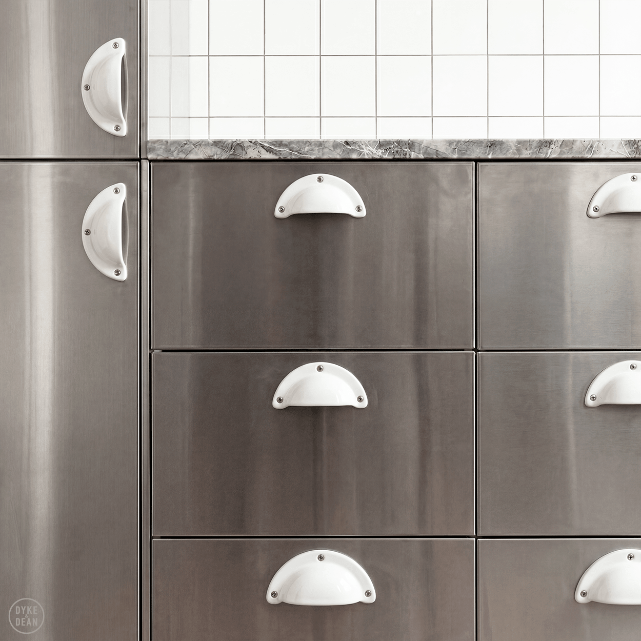 WHITE PORCELAIN DOOR PULL HANDLE - DYKE & DEAN