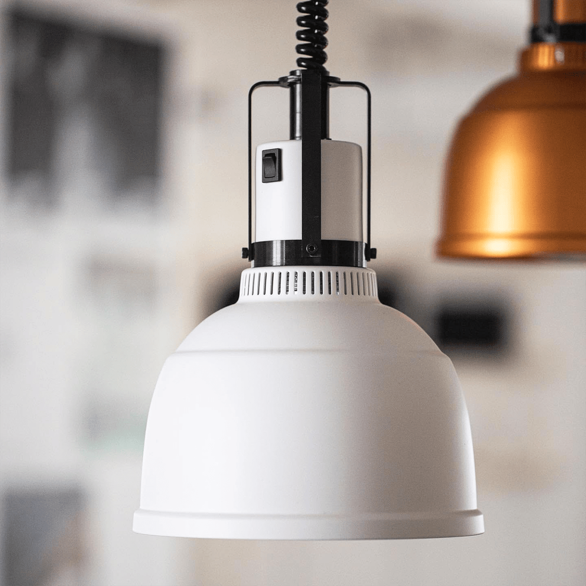 WHITE STAY HOT HEAT LAMP PENDANT FOCUS RO RETRACTABLE CORD - DYKE & DEAN
