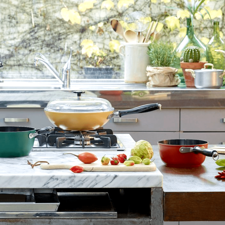 BAKELITE HANDLE NON-STICK SAUCEPAN RED - DYKE & DEAN