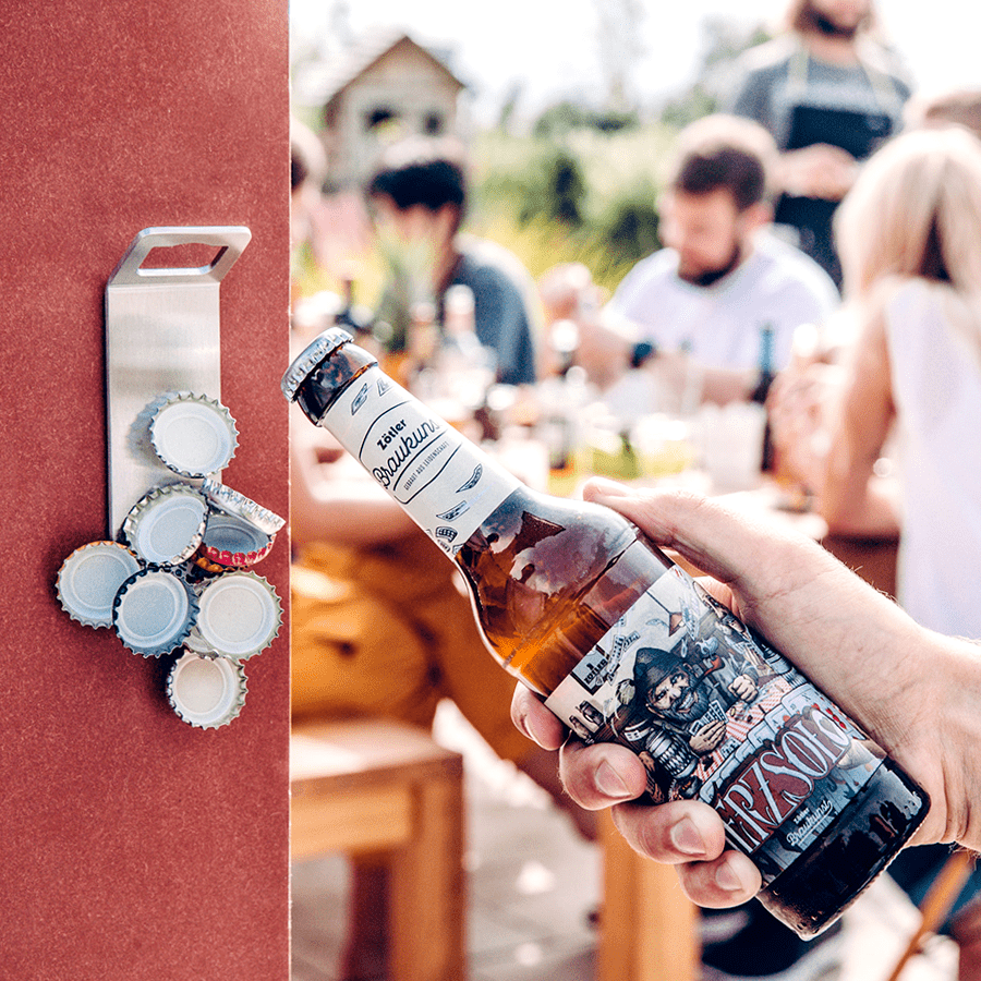 JOHNNY CATCH MAGNET BOTTLE OPENER - DYKE & DEAN